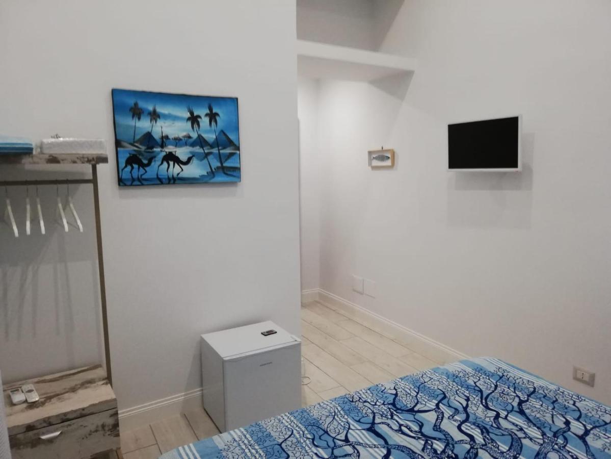 Bed and Breakfast Casa Terry Napoli Esterno foto