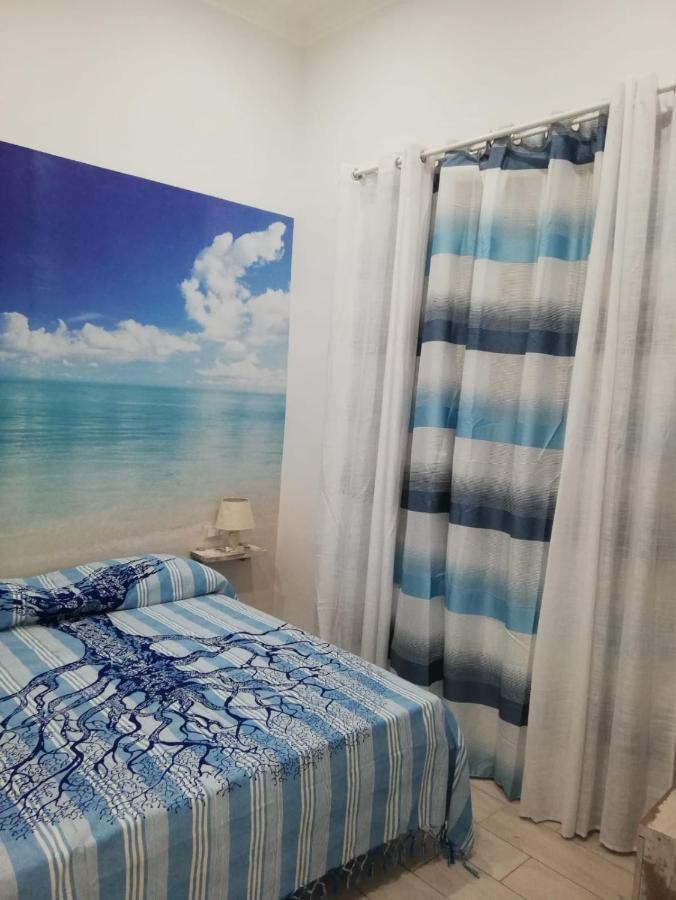 Bed and Breakfast Casa Terry Napoli Esterno foto